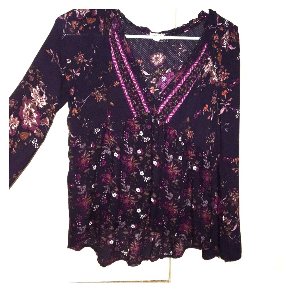 Floral print blouse